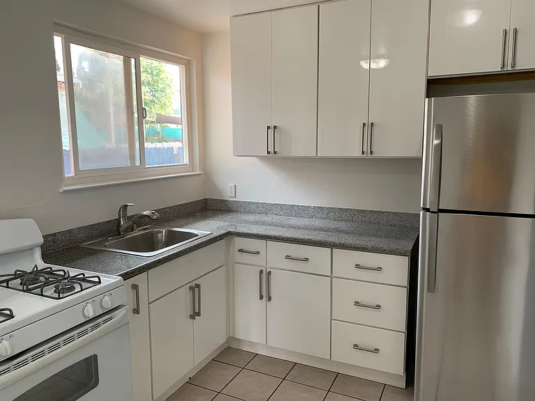 1314 Ashby Ave — Photo 27