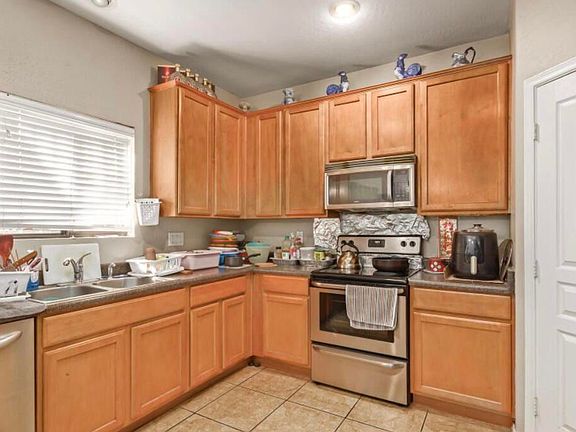 5th image of 2531 W Lynne Ln