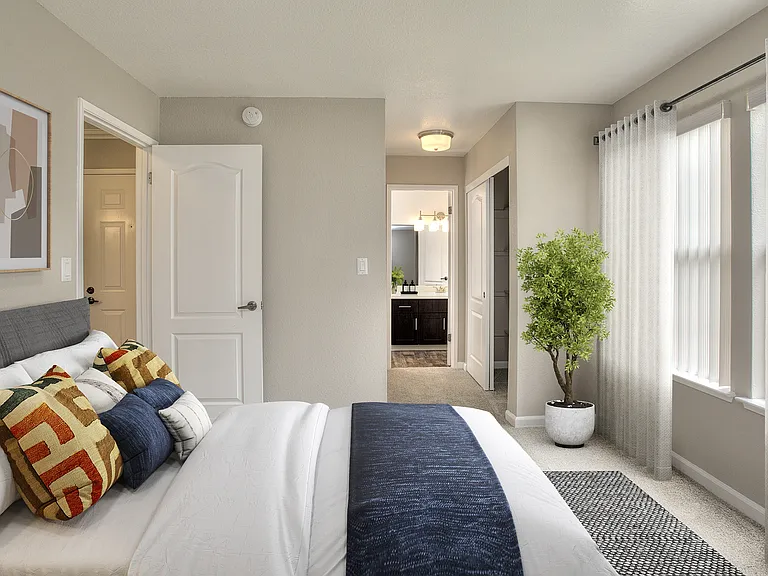 Seventeen Mile Drive Village Apartment Homes — Photo 6