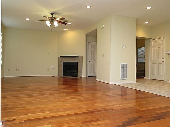 5th image of 12506 N Ashford Villa Ln