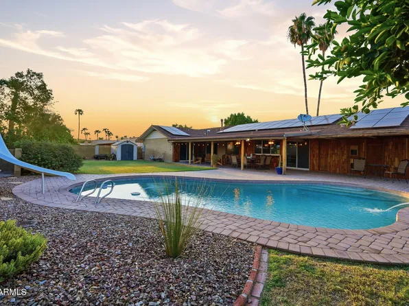 19 E CANTERBURY Court, Phoenix, AZ 85022