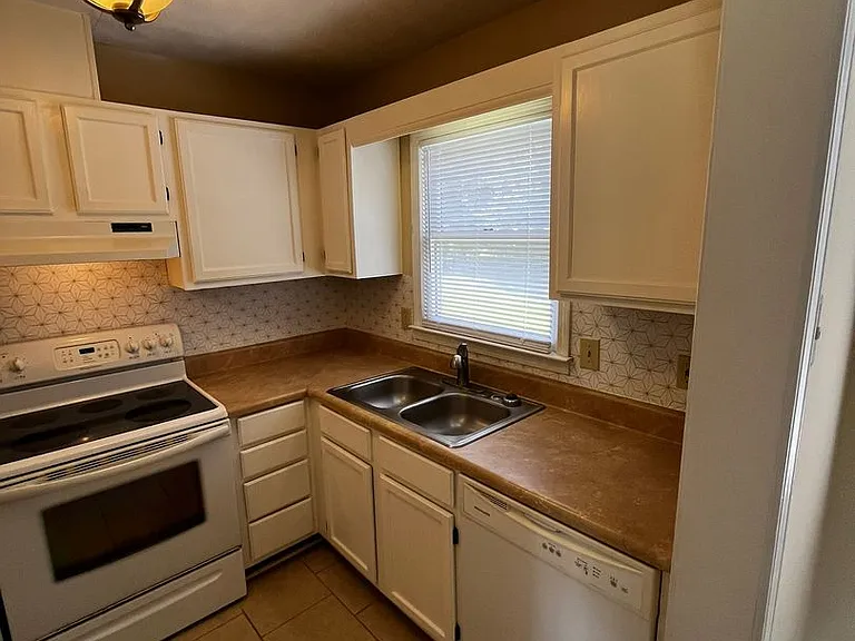 103 Red Canyon Rd — Photo 6