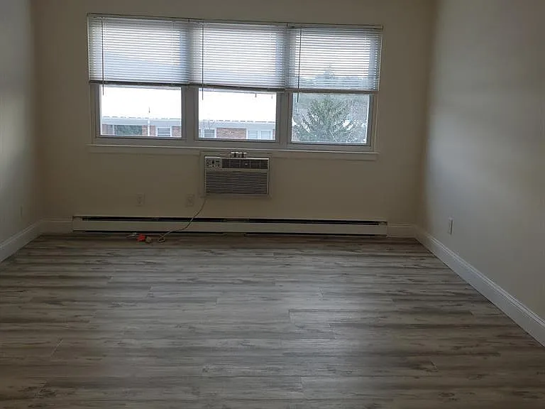 100 Pierson Miller Dr #C52 — Photo 5