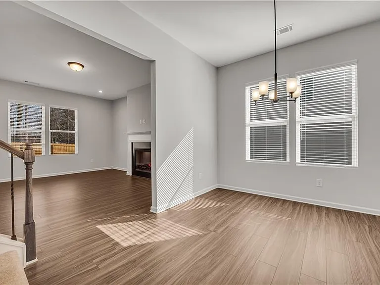 272 Brighton Bend Ln — Photo 6