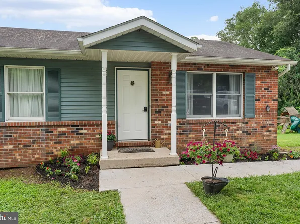 4049 Compass Run Ln, Hampstead, MD 21074