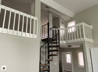 3 Foxtail Ct, Newark, DE 19711