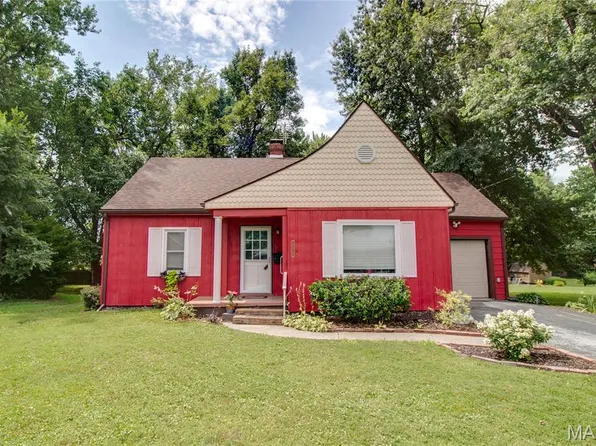 304 Fletcher St, Jerseyville, IL 62052
