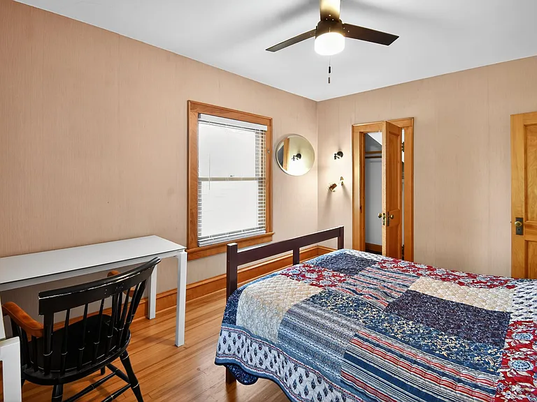 719 Pine St — Photo 25
