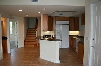 3rd image of 5116 Melbourne St #B