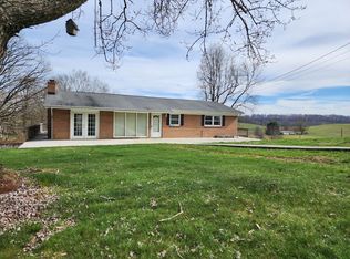 30082 Smyth Chapel Rd, Emory, VA 24361