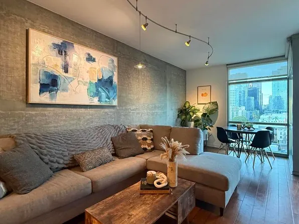 800 The Mark Ln Unit 1002, San Diego, CA 92101