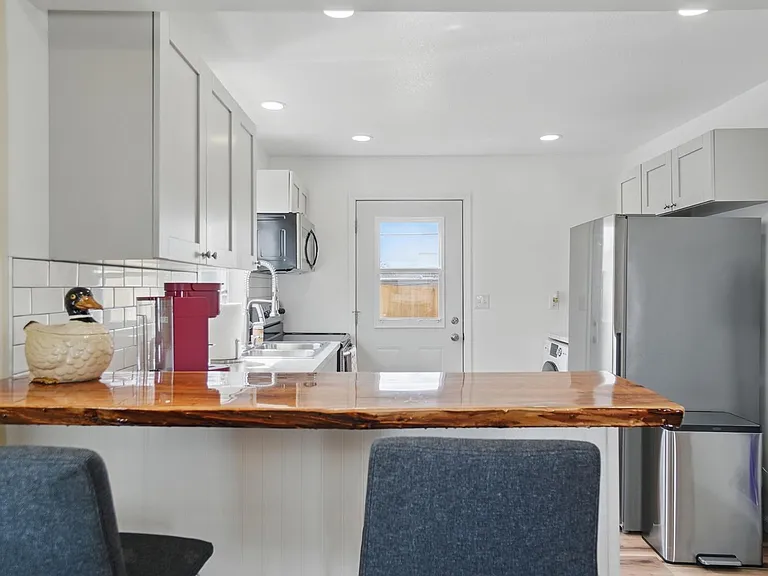 5421 Alger Dr — Photo 14