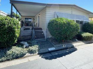 8700 W Ln #213, Stockton, CA