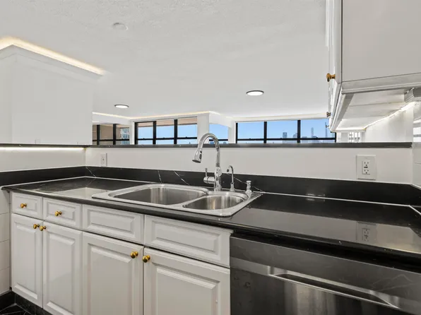 7004 Blvd East image 15 of 42