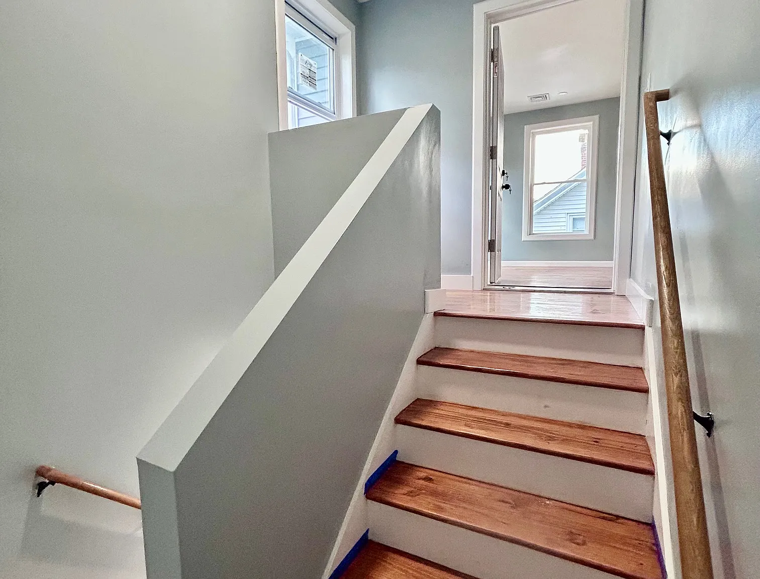 24 Vandewater St — Photo 3