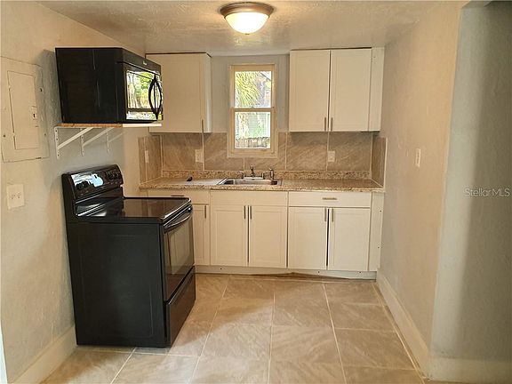 3rd image of 2102 14th St S Unit 1