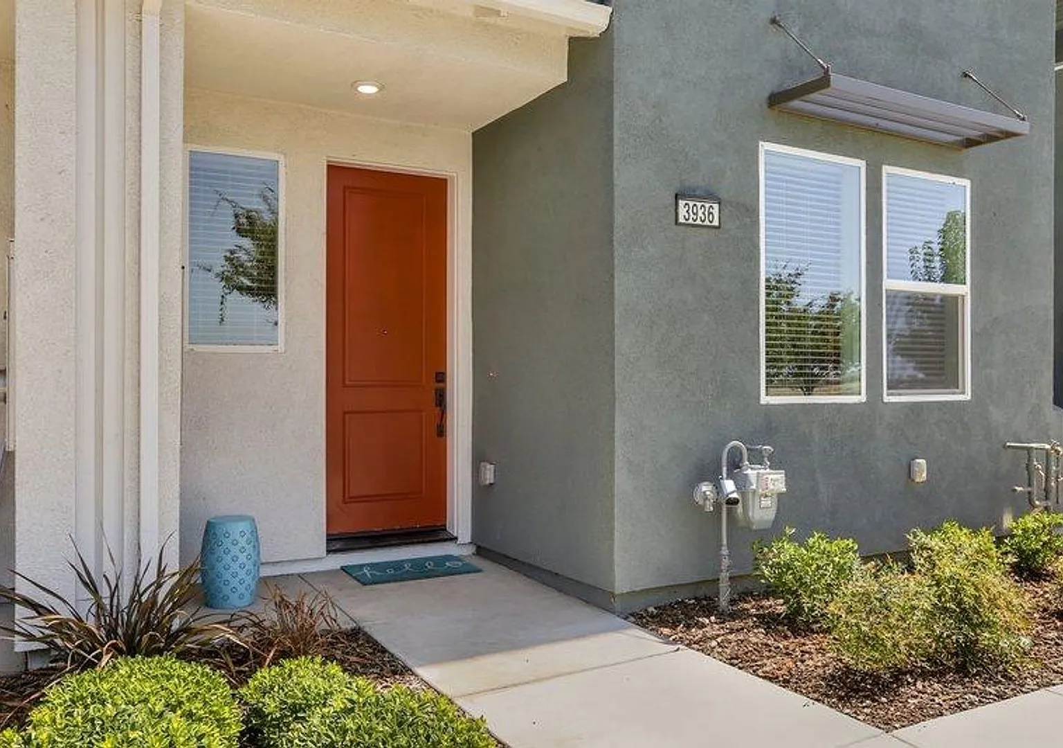 Clean 3 Bedroom 3 Bathroom Sacramento Townhome for Lease. — Photo 2
