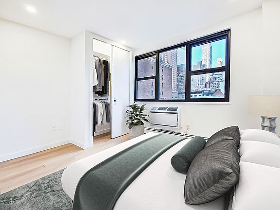 2nd image of 227 E 59th St APT 1D