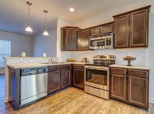 875 Glasford Sq APT 101, Lexington, KY 40515
