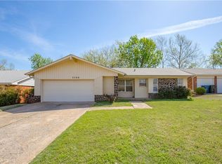 3708 Sunvalley Dr, Midwest City, OK 73110