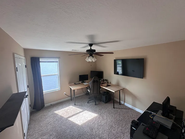 511 Sebastian Dr — Photo 24
