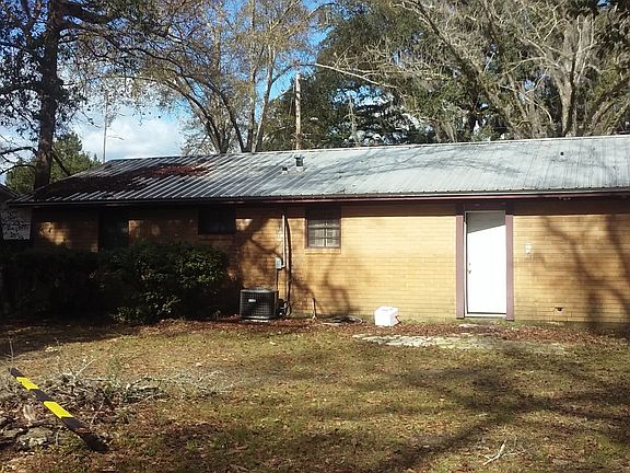 5th image of 2349 Yorkshire Dr