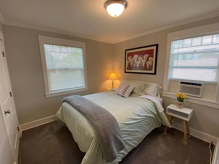 1523 E Liberty Ave — Photo 11