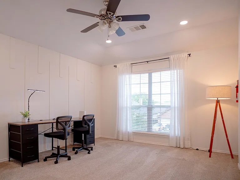 20553 Farm Pond Ln — Photo 12