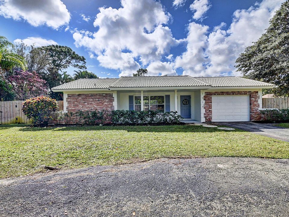 1st image of 3518 Sherwood Blvd