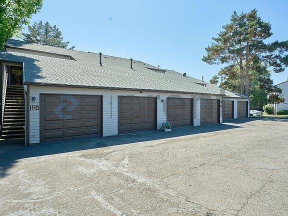 3rd image of 12316 SE 104th Ct