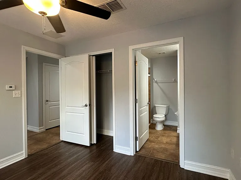 3720 Messina Dr — Photo 5