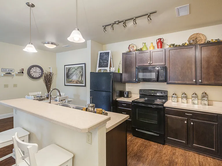 Trail Ridge at Woodland Park Apartments — Photo 3