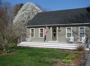 390 Myricks St, East Taunton, MA 02718