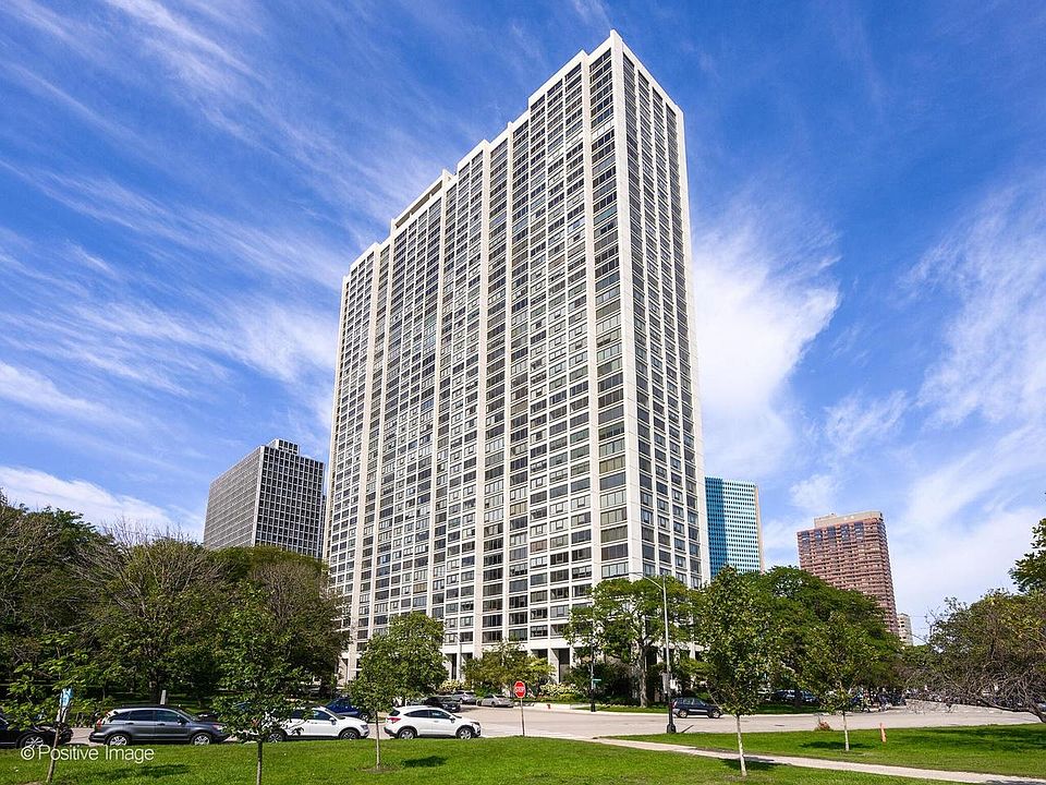 1st image of 2800 N Lake Shore Dr APT 1004