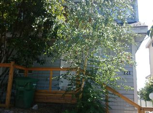 121 NW 48th St, Seattle, WA 98107