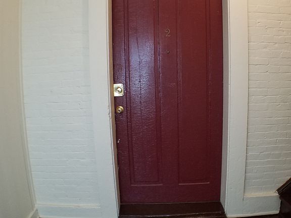 2nd image of 360 S Upper St APT 2