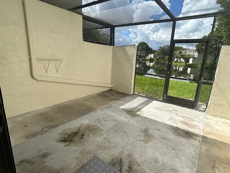 9884 NW 15th St — Photo 30