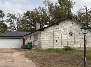 24710 Hunters Hollow Dr, Spring, TX 77380