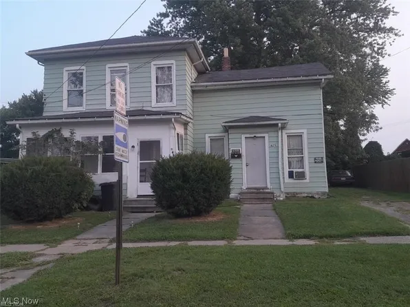 429 W 52nd St, Ashtabula, OH 44004