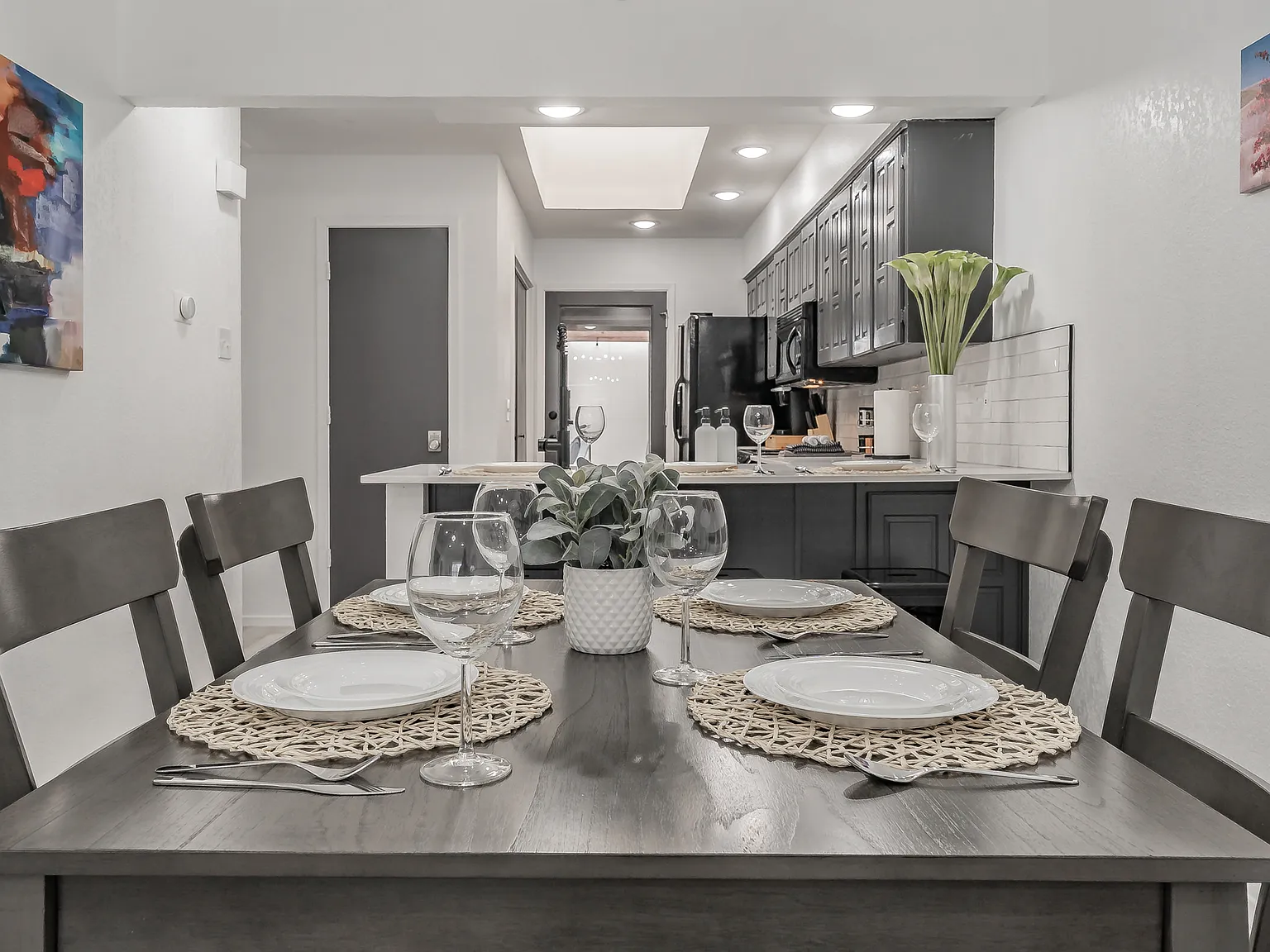 3 bed, 1146 sqft, $4,500 — Photo 3