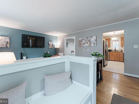 4th image of 10021 Marguerita Ave