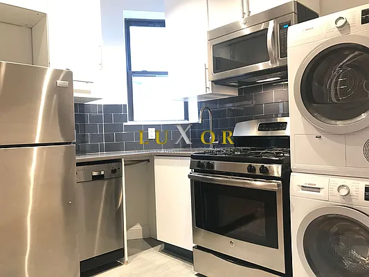 Rented by Luxor Homes & Investment Realty | media 30