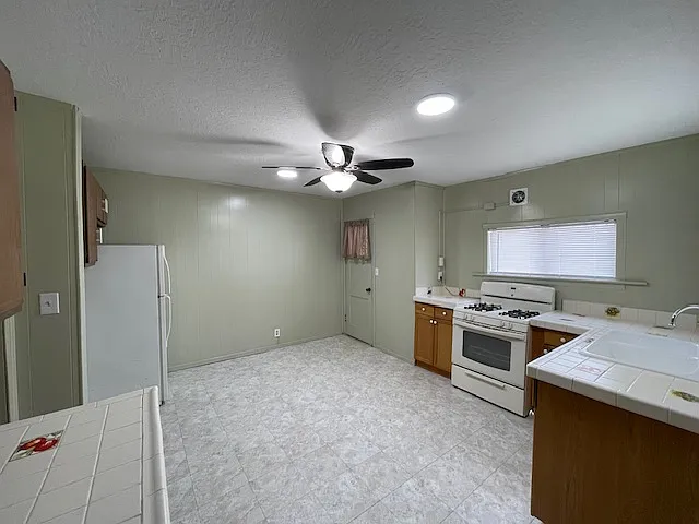 McCurdy Dr — Photo 12