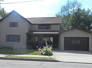 147 Dundaff St, Carbondale, PA 18407