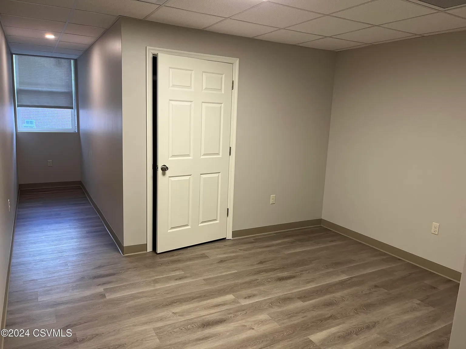 2 bed, 1000 sqft, $950 — Photo 2