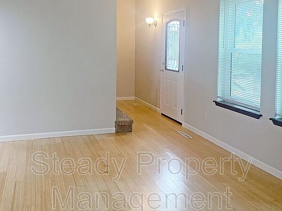 5th image of 4505 S Thompson Ave