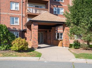 109 Greenpark Close, Halifax, NS B3S 1R6