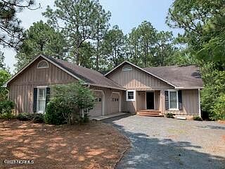 1st image of 3 Aronimink Ln