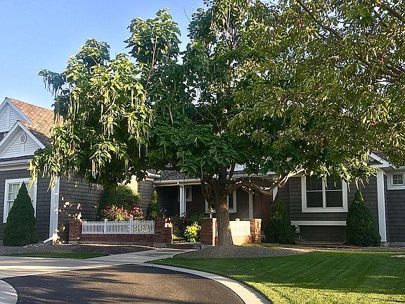 5th image of 1120 E 25th St