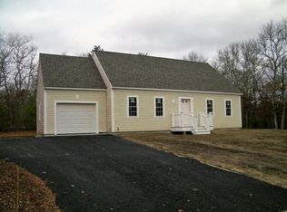 44 Content Ln, Cotuit, MA 02635